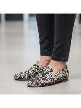 LOEFFLER RANDALL Genuine Leather Calfhair Laser Cutout Flats Leather Sole Sz 7B